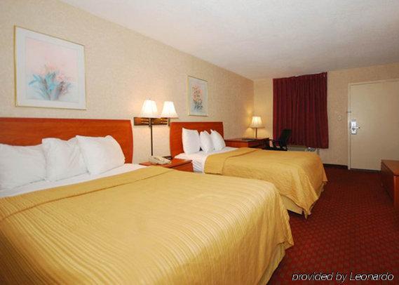 Greenville Inn & Suites Szoba fotó