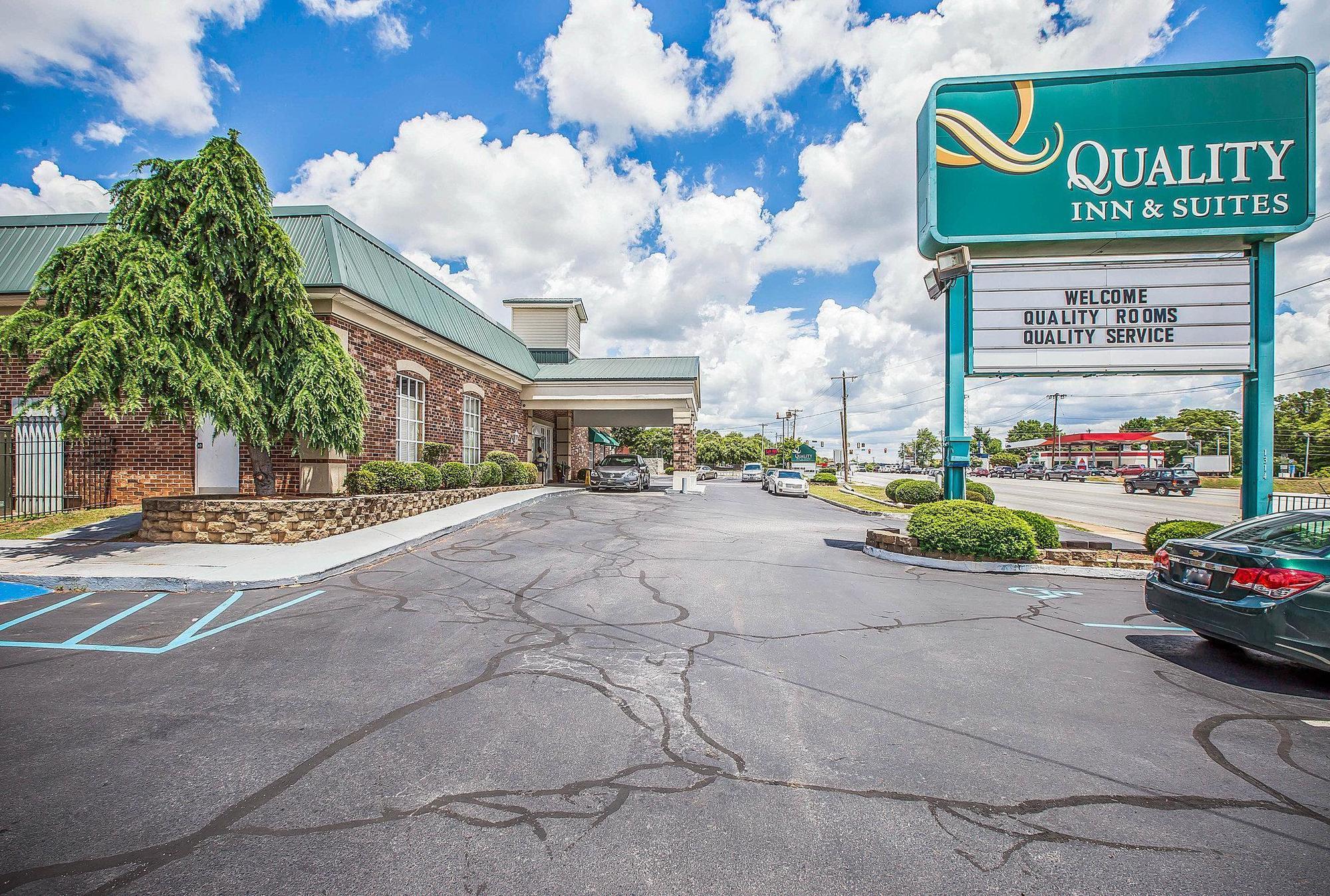 Greenville Inn & Suites Kültér fotó