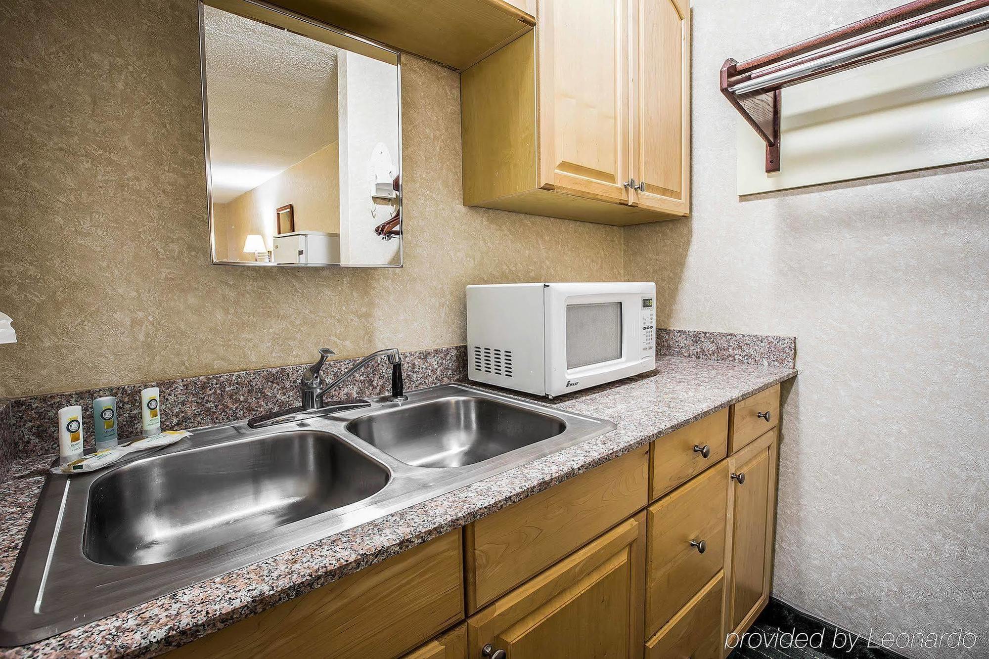 Greenville Inn & Suites Kültér fotó